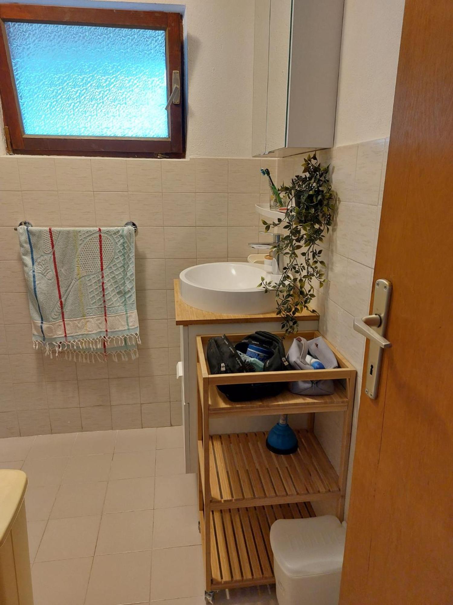 Apartman Silna Your New Home With Terrace And Garden Bobovisca Eksteriør billede